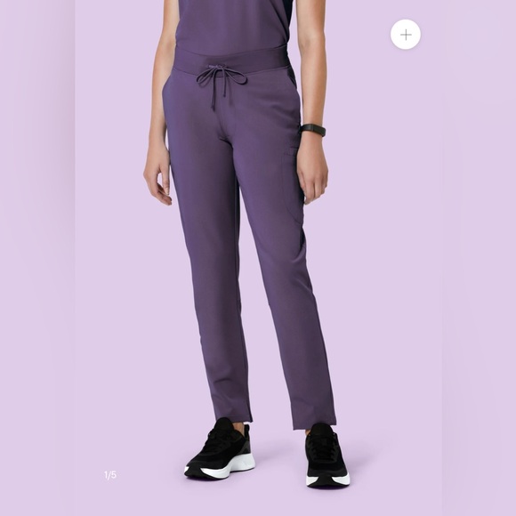 Mandala Scrub Set - Picture 2 of 4